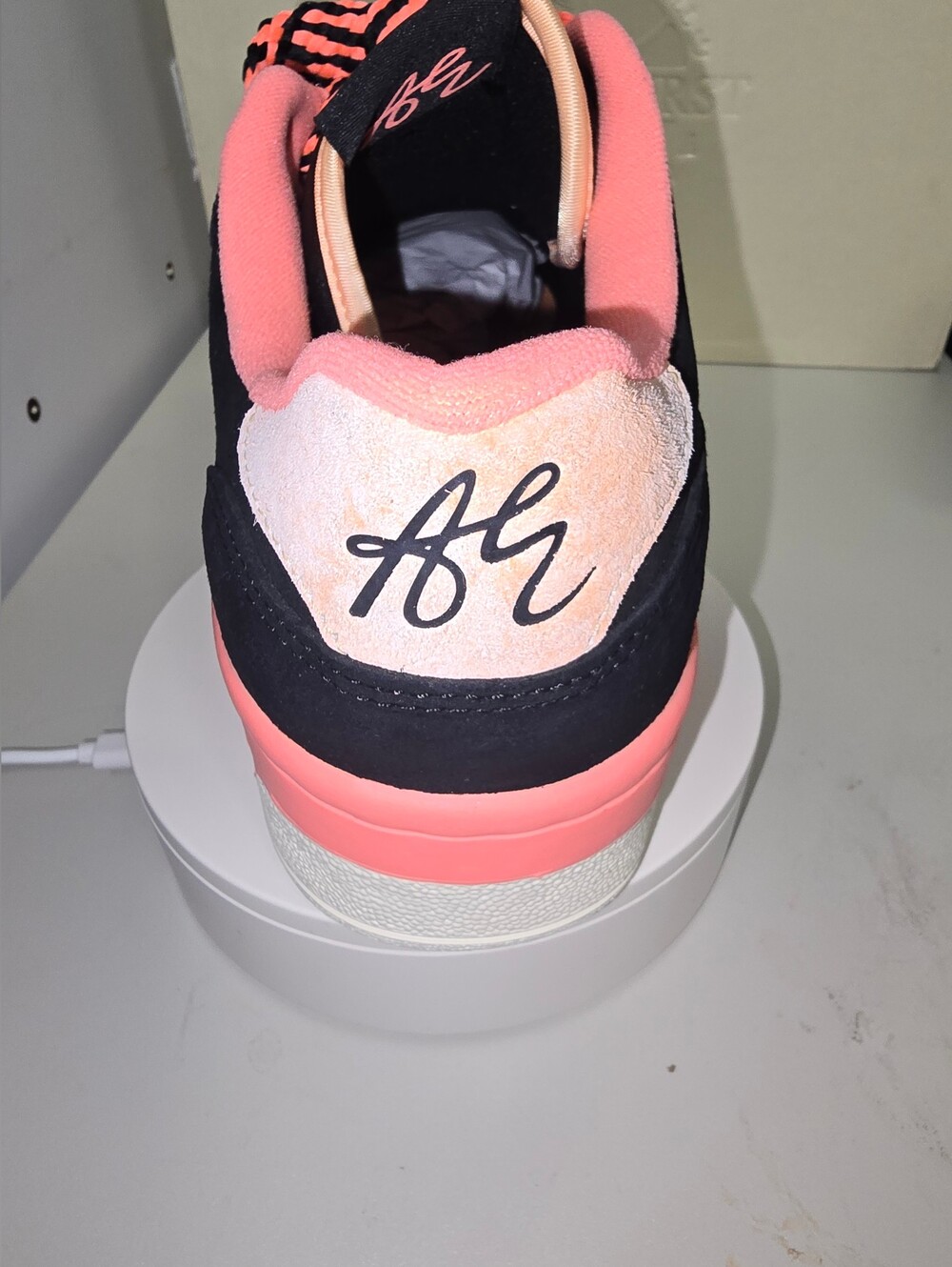 Adidas Rivalry Low - Picture 6 of 9